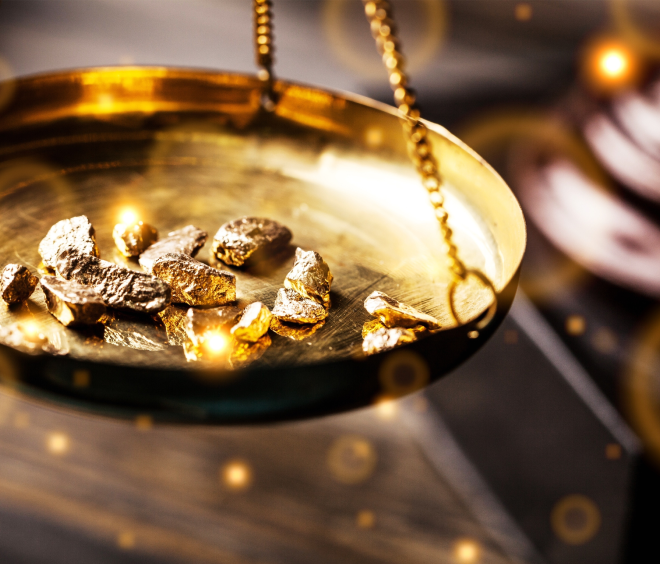 Cash for Gold vs. Pawnshops: Which is Better for Selling Your Gold?